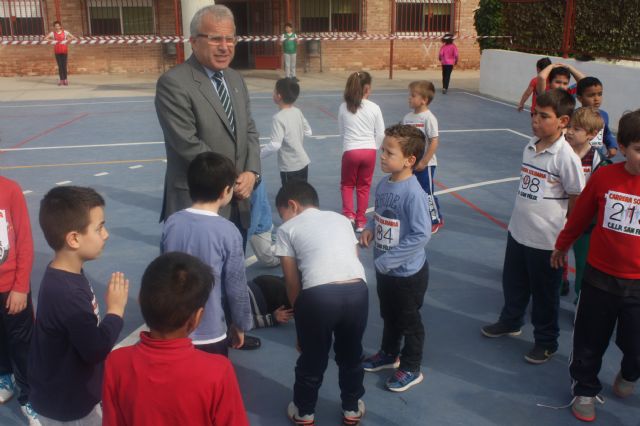 400 alumnos y más de 40 profesores del Colegio San Félix conmemoran el Día del Deporte con la I Carrera Solidaria - 4, Foto 4