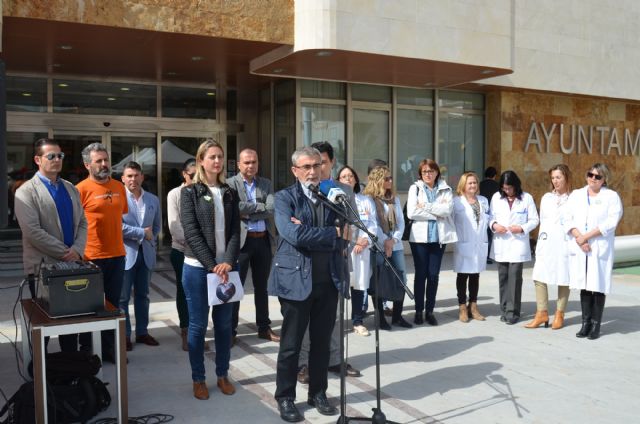Cientos de vecinos se toman la tensión y miden sus niveles de azúcar en una jornada saludable - 1, Foto 1