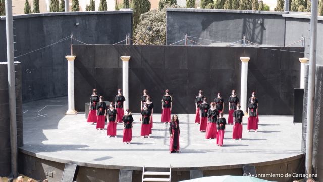 La tragedia de Edipo Rey inicia con éxito las representaciones del Festival Juvenil de Teatro Grecolatino - 2, Foto 2