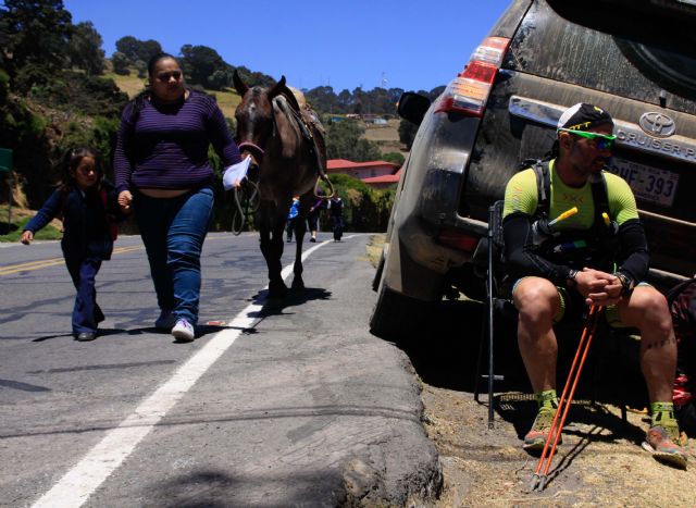 Andrés Lledó coronó el volcán Irazú a una altitud de 3.200 metros - 1, Foto 1