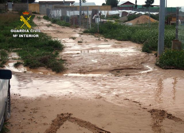 La Guardia Civil desarticula una trama dedicada a promover una urbanización en una rambla - 5, Foto 5