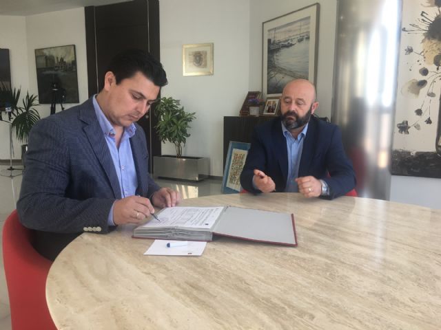 El Ayuntamiento facilitará las prácticas a los alumnos de ciclos formativos del IES Mar Menor, en dependencias municipales - 1, Foto 1