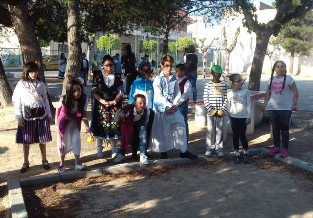Los alumnos del colegio ´El Parque´ se educan en la tradición de la huerta murciana - 3, Foto 3