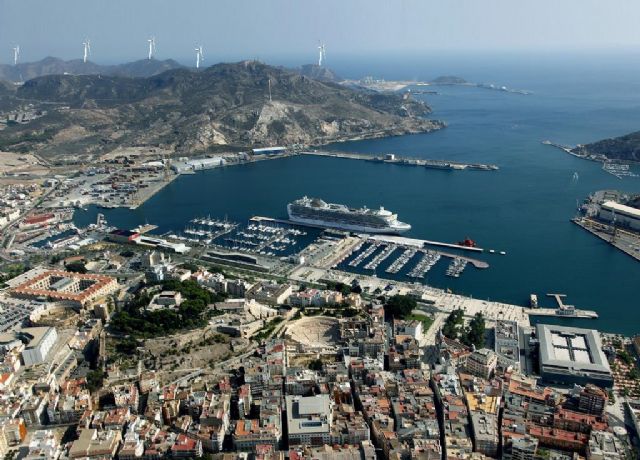 Un Trabajo Fin de Máster propone el uso de energías renovables para dar suministro eléctrico a los buques - 2, Foto 2