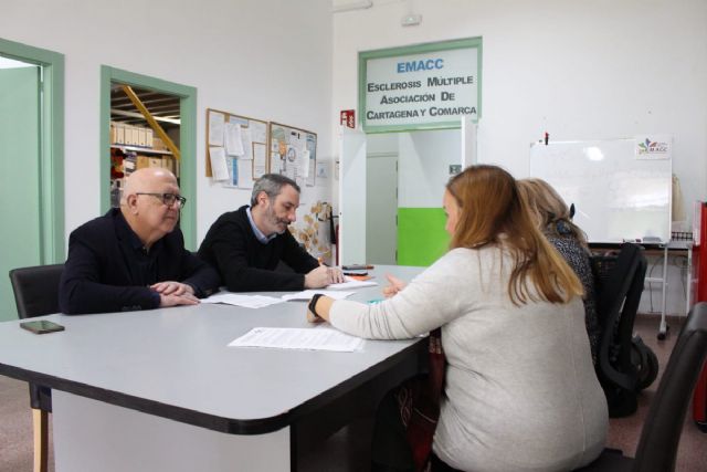 Cs denuncia que la Unidad de Valoración de la Incapacidad Laboral del INSS no es accesible a personas en sillas de ruedas - 3, Foto 3