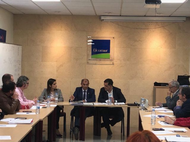 Serrano implantará a rajatabla las cláusulas sociales en los contratos del Ayuntamiento para animar la economía social - 1, Foto 1