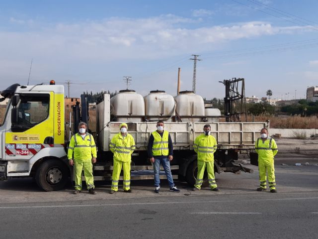 La Unidad Militar de Emergencias trabaja en la desinfección de catorce residencias de mayores de la ciudad de Murcia - 2, Foto 2