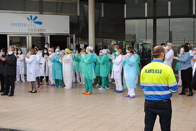 Aplauso solidario de trabajadores de LHICARSA y FCC Medio Ambiente en Cartagena - 4, Foto 4