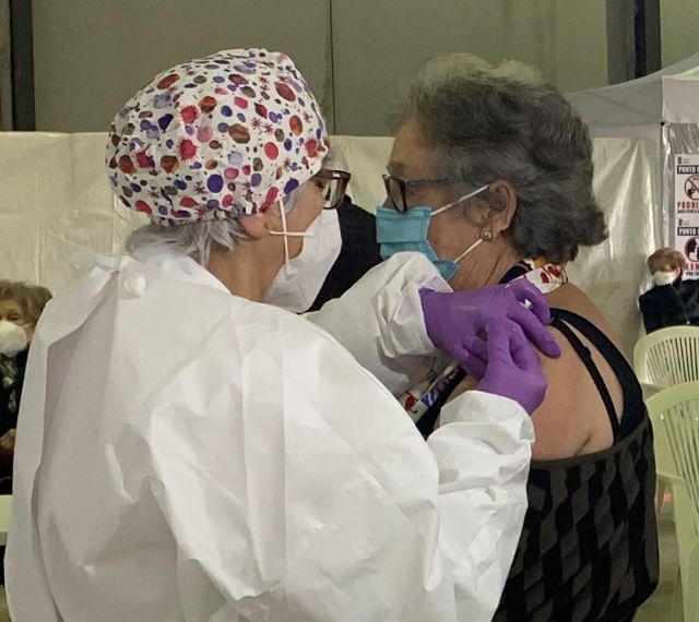 Esta semana finalizará la vacunación de los mayores de 80 años - 1, Foto 1