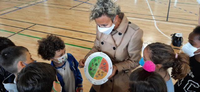 Deportes divulga entre los más jóvenes la importancia de la actividad física y la alimentación saludable - 3, Foto 3