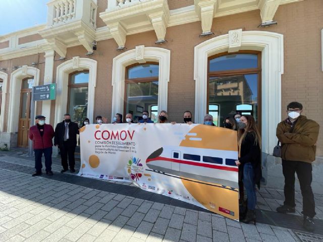 Se presenta  la COMOV, Comisión de Seguimiento para la Movilidad Sostenible y las Infraestructuras del Ferrocarril en la Región de Murcia - 1, Foto 1