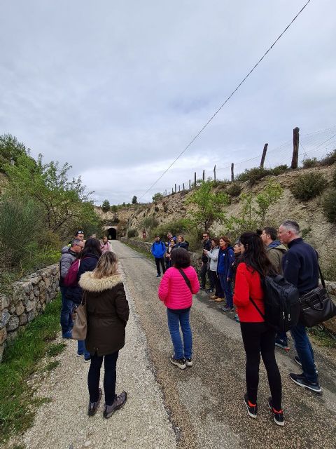 La Comunidad organiza un viaje de familiarización para dar a conocer la Vía Verde del Noroeste a los socios irlandeses y polacos del proyecto 'Our way' - 1, Foto 1