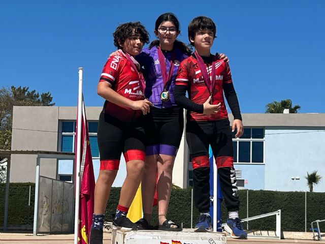Tres oros, cinco platas y ocho bronces para el Roller Queen torreño en el autonómico de patinaje de velocidad de circuito - 2, Foto 2