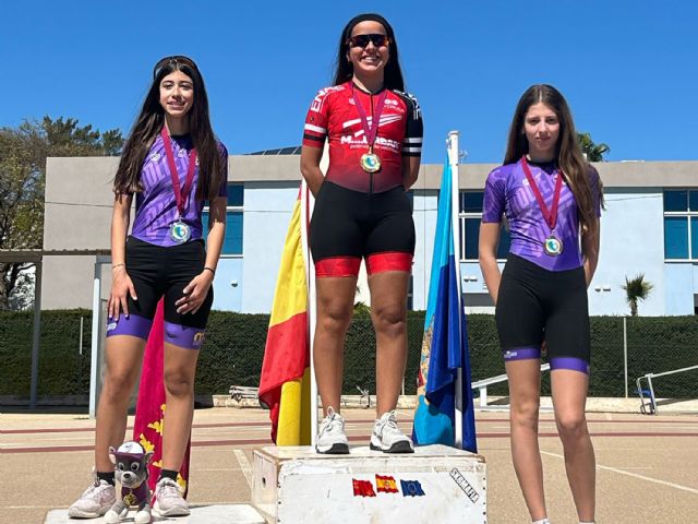 Tres oros, cinco platas y ocho bronces para el Roller Queen torreño en el autonómico de patinaje de velocidad de circuito - 5, Foto 5