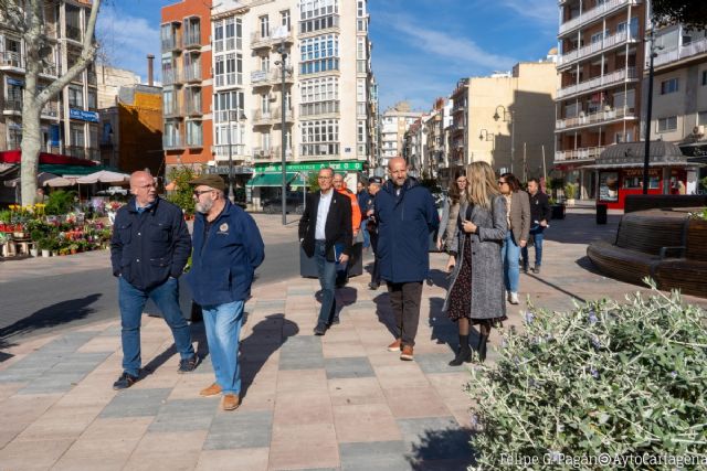 Comienza el asfaltado de la calle del Parque, cortada al tráfico este lunes y martes - 1, Foto 1