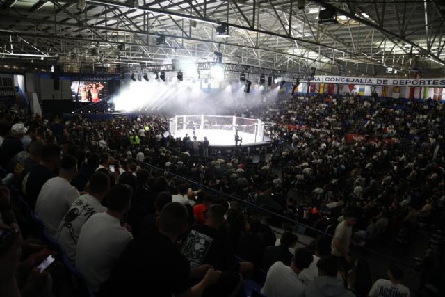 Cartagena llena el Wssell de Guimbarda para ver la victoria del campeón mundial Franco Tenaglia - 1, Foto 1