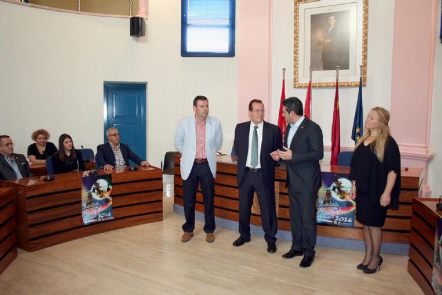 El Alcalde recibió al Brujo del Año 2016 de las Fiestas de Mayo, el empresario Francisco Beltrán - 3, Foto 3