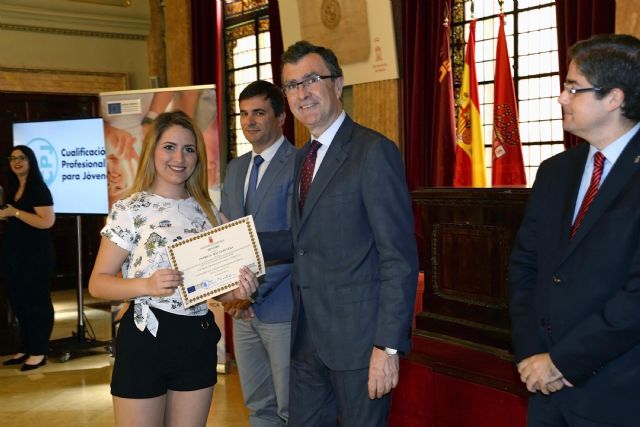 Un centenar de jóvenes se lanzan a su primera incursión en el mercado laboral gracias al Programa de Cualificación Profesional - 2, Foto 2