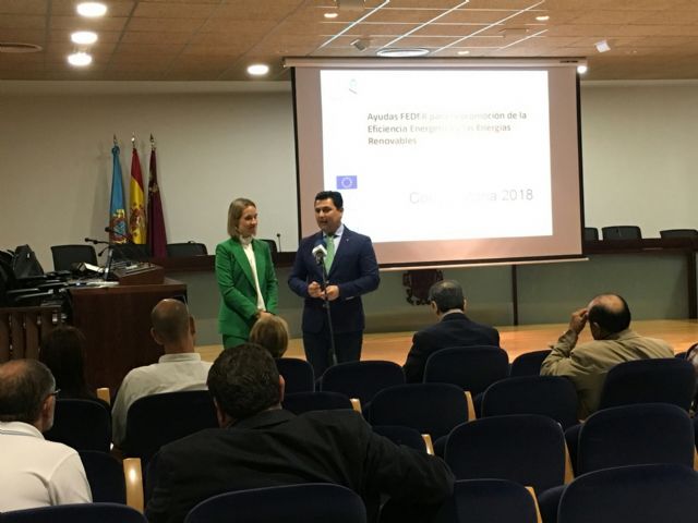 La directora general de Energía presenta en San Javier las ayudas a empresas para la mejora de la eficiencia energética y el uso de energías renovables - 2, Foto 2
