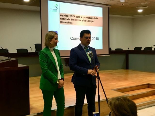 La directora general de Energía presenta en San Javier las ayudas a empresas para la mejora de la eficiencia energética y el uso de energías renovables - 3, Foto 3