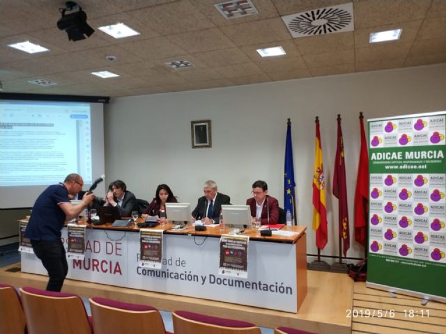 Adicae Murcia celebra un encuentro con representantes de los principales partidos políticos de la Región para debatir en materia de consumo - 2, Foto 2