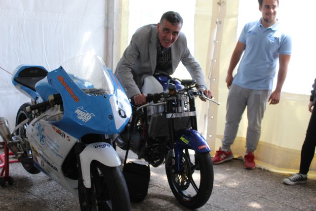 DEMOCRACIA PLURAL. Visita a los talleres de ciencia y tecnología de la UPCT - 3, Foto 3