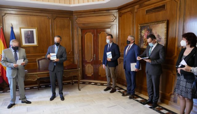 Joaquín Segado: Los Presupuestos de 2021 serán la palanca para salir de la crisis y reactivar la economía en la Región - 1, Foto 1