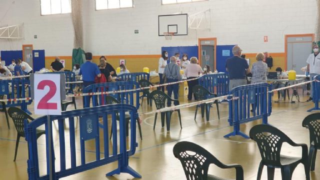Nuevas vacunaciones masivas los días 12, 13 y 19 de mayo en el Pabellón 1 de la Ciudad Deportiva El Romeral de Molina de Segura - 2, Foto 2