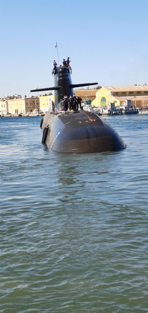 Navantia pone a flote el submarino S-81 ´Isaac Peral´ en Cartagena - 2, Foto 2