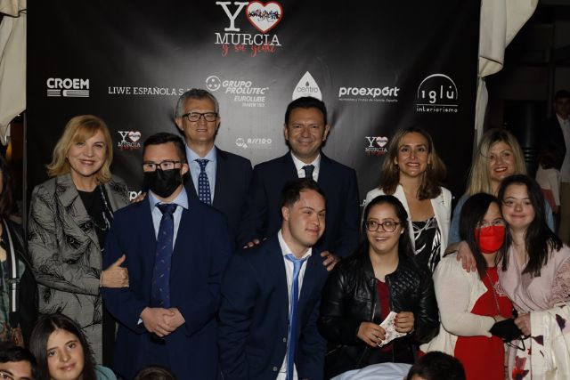 Assido reúne a más de 300 personas en su cena solidaria - 2, Foto 2