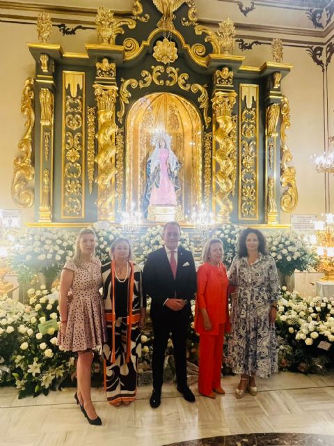 El Paso Blanco entrega sus Palmas de Oro en los actos del Día de la Madre 2023 - 1, Foto 1