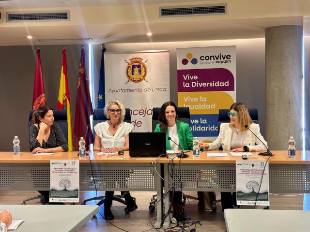 Más de medio centenar de jóvenes lorquinos y sus familias se benefician del Programa de Atención a Menores en Situación de Vulnerabilidad - 4, Foto 4