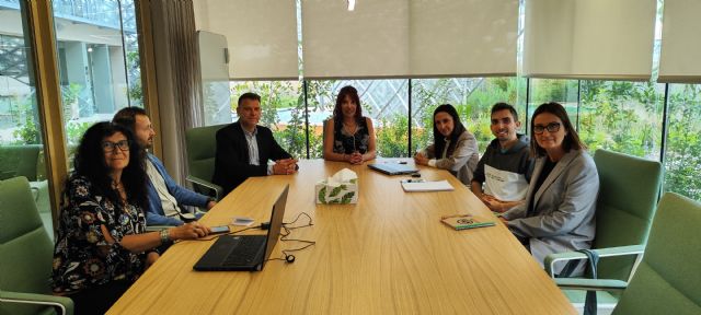 Visita del equipo del Proyecto Anillo Verde a la empresa Vrio Europe, que ha decidido formar parte del mismo con una implicación participativa del personal directivo y trabajadores - 2, Foto 2