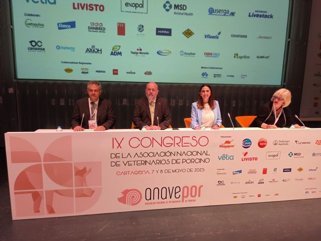 La consejera Sara Rubira resalta el papel de los veterinarios en la ganadería en la inauguración del IX Congreso Nacional de ANAVEPOR - 1, Foto 1