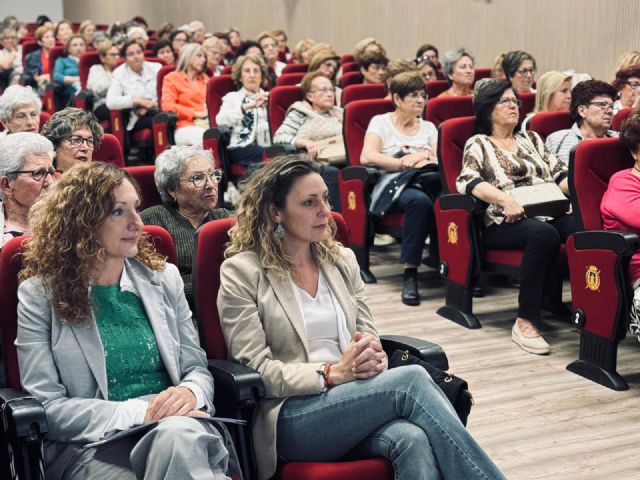 El proyecto CM en Red del Ayuntamiento de Murcia llega a Lorca en la primera convivencia intermunicipal con las asociaciones de los centros de la mujer - 4, Foto 4