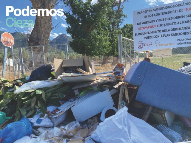 Podemos-Cieza denuncia la acumulación de basuras en muchos parajes y zonas rurales del municipio - 2, Foto 2