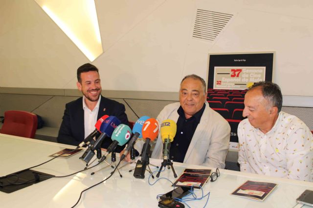 La UMU acoge la presentación de la 37 Semana de Cine Espa&ntilde;ol de Mula y el 32 Certamen Nacional de Cortos, con homenaje a Javier Fesser - 2, Foto 2