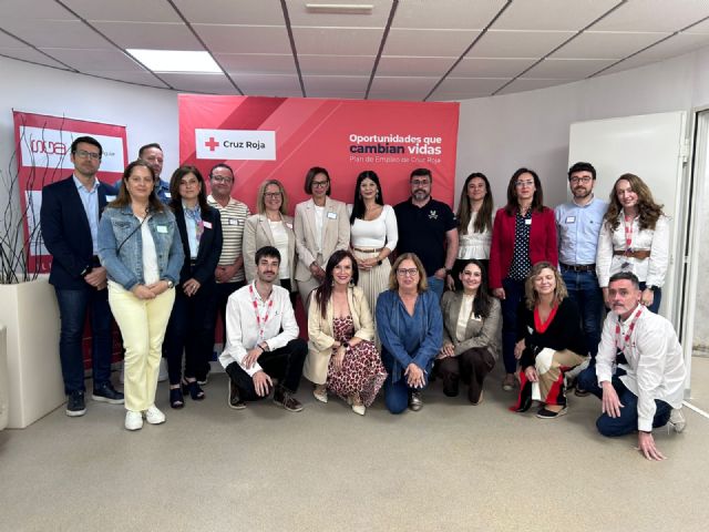 Cruz Roja reúne al Tejido Empresarial y Ayuntamientos de la Comarca de la Vega Media para buscar soluciones a un problema que frena la contratación - 3, Foto 3