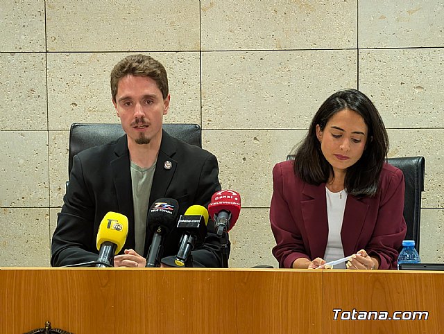 Ganar Totana IU y PSOE denuncian el chantaje político del PP al bloquear la financiación de las viviendas tuteladas de PADISITO, Foto 2
