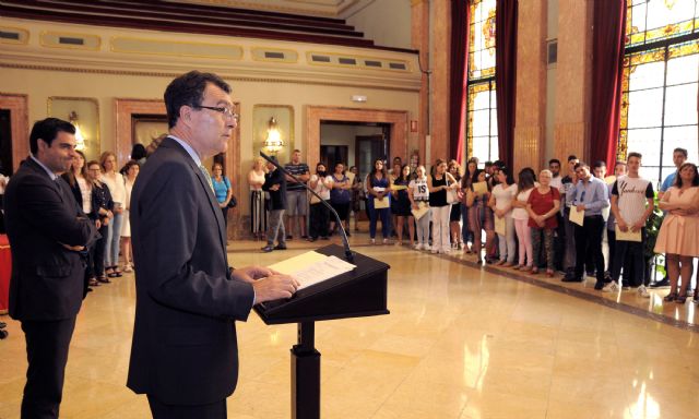 Jóvenes cualificados y altamente motivados - 2, Foto 2