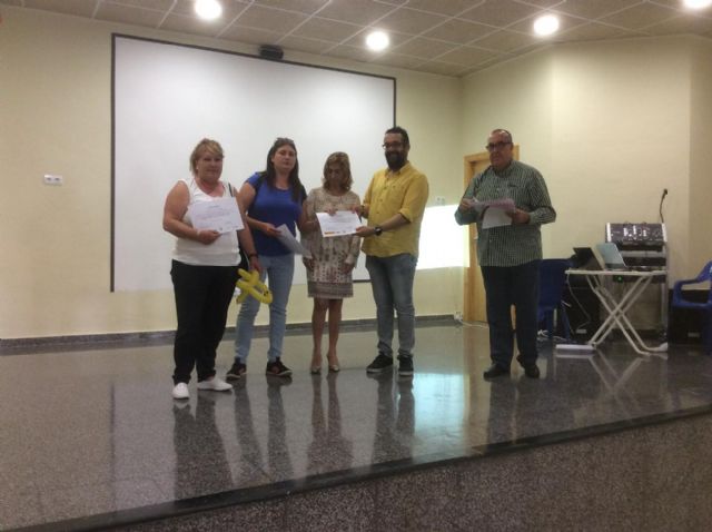 Una tarde de convivencia puso el punto y final a los programas Educando en Familia y Proyecto Escalera de Villalba - 1, Foto 1