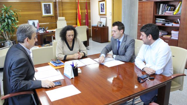 El Alcalde de Cehegín se reúne con la Consejería de Fomento para reivindicar infraestructuras necesarias para Cehegín - 2, Foto 2