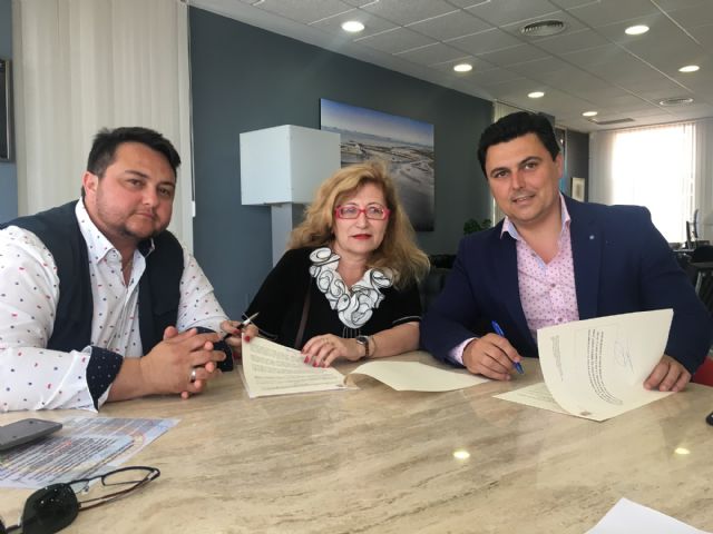 El Ayuntamiento renueva convenio con la asociación benéfica El niñito Jesús - 1, Foto 1