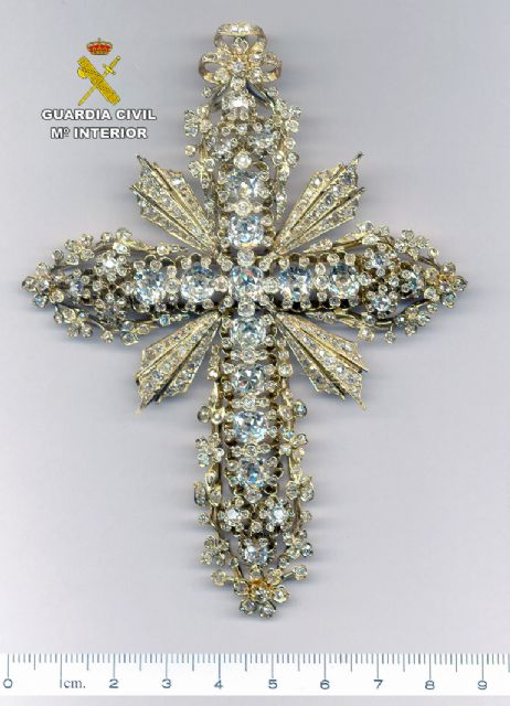 La Guardia Civil recupera un pectoral con diamantes de la Virgen de la Fuensanta - 4, Foto 4
