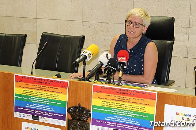 Presentan las actividades de la Semana por el respeto y la igualdad del colectivo LGTBI, Foto 1