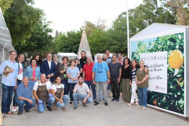 La Comunidad celebra una muestra de artesanía de la Región en Palma de Mallorca - 1, Foto 1