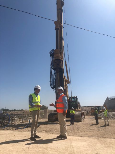 El nuevo puente sobre la rambla de Biznaga estará concluido en otoño - 1, Foto 1