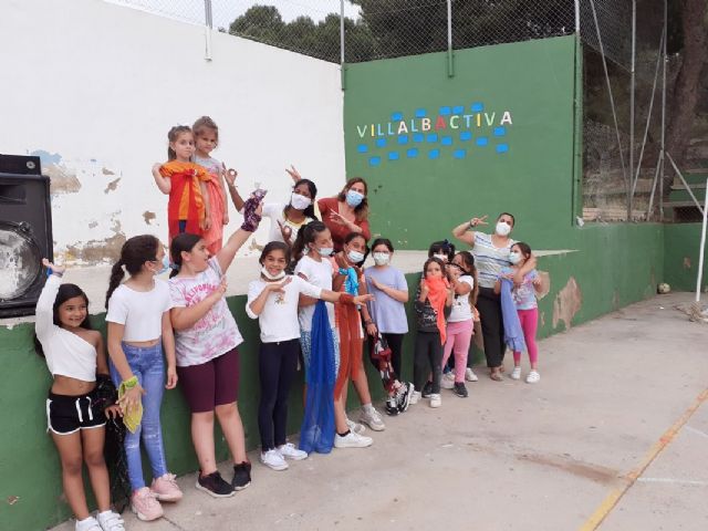 Servicios Sociales impulsa las barriadas Villalba y Virgen de la Caridad - 1, Foto 1