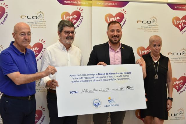 Aguas de Lorca dona el primer cheque al Banco de Alimentos del Segura reflejando su compromiso medioambiental y solidario - 2, Foto 2