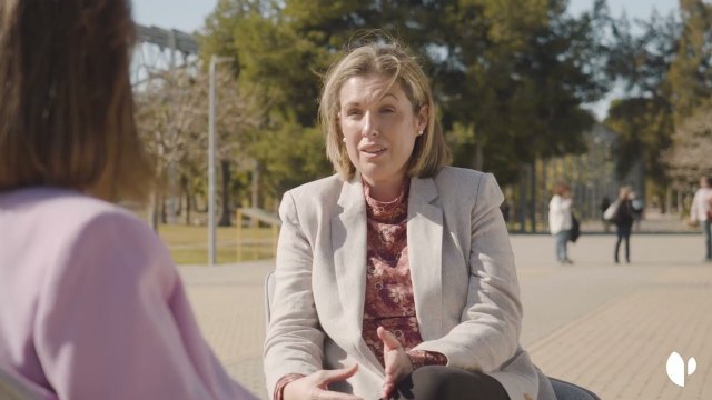 Vanesa Escudero y Amparo Navarro protagonizan la quinta entrevista de los Encuentros a medida para celebrar los 20 años de la Plataforma de Oncología Quirónsalud Torrevieja - 1, Foto 1
